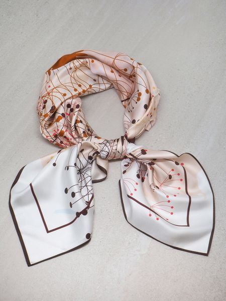 Hovedbilde Silkeskjerf 7DAYS stort pastellfarger