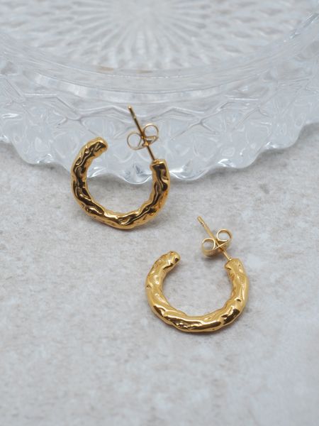 Hovedbilde 7DAYS irregulære hoops stål gullfarget