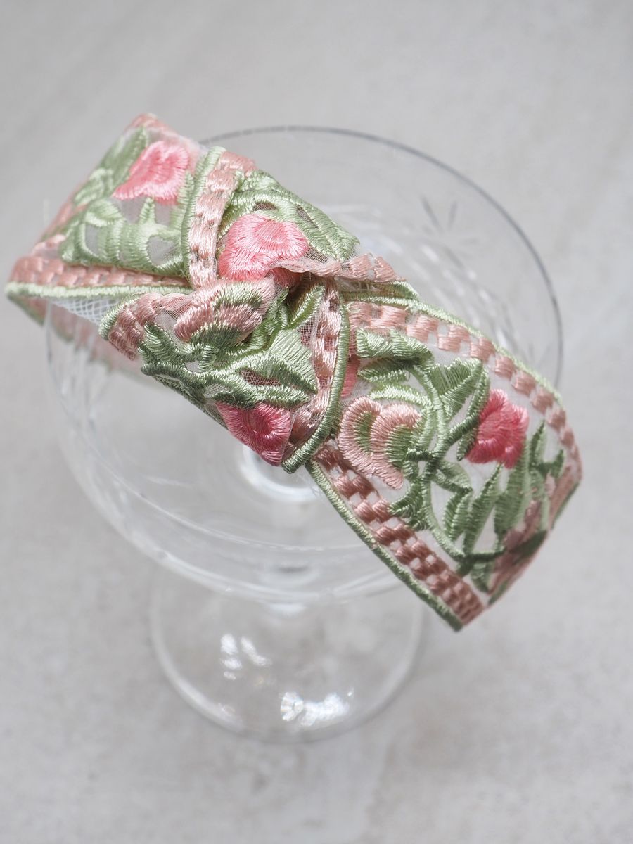 Hårbøyle brodert rosa og grønn