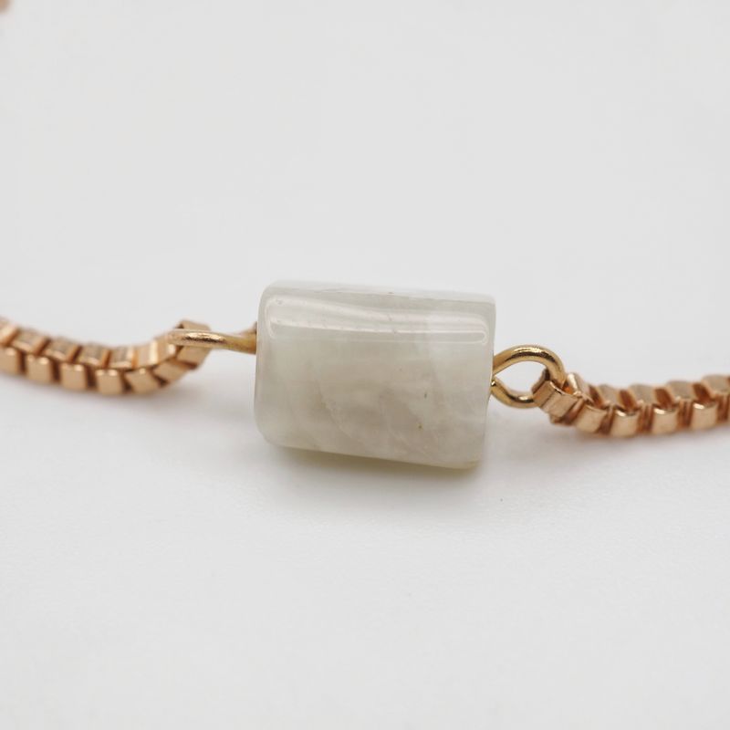 Armbånd med halv edelstein light jade