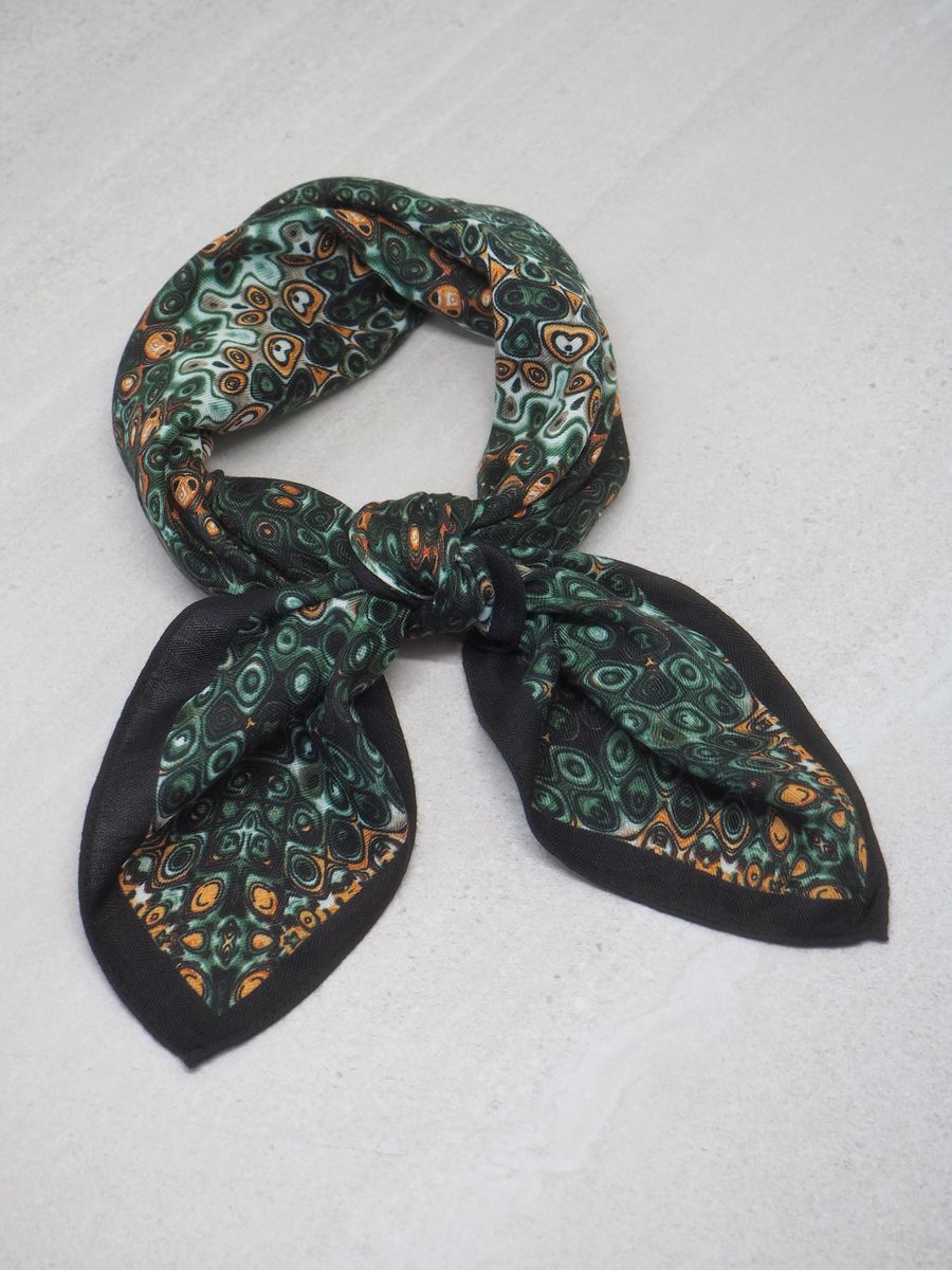 Lunt skjerf olivengrønn og brunt