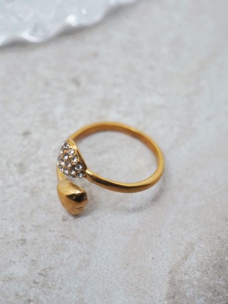 Hovedbilde 7DAYS ring med hjerter stål gullfarget