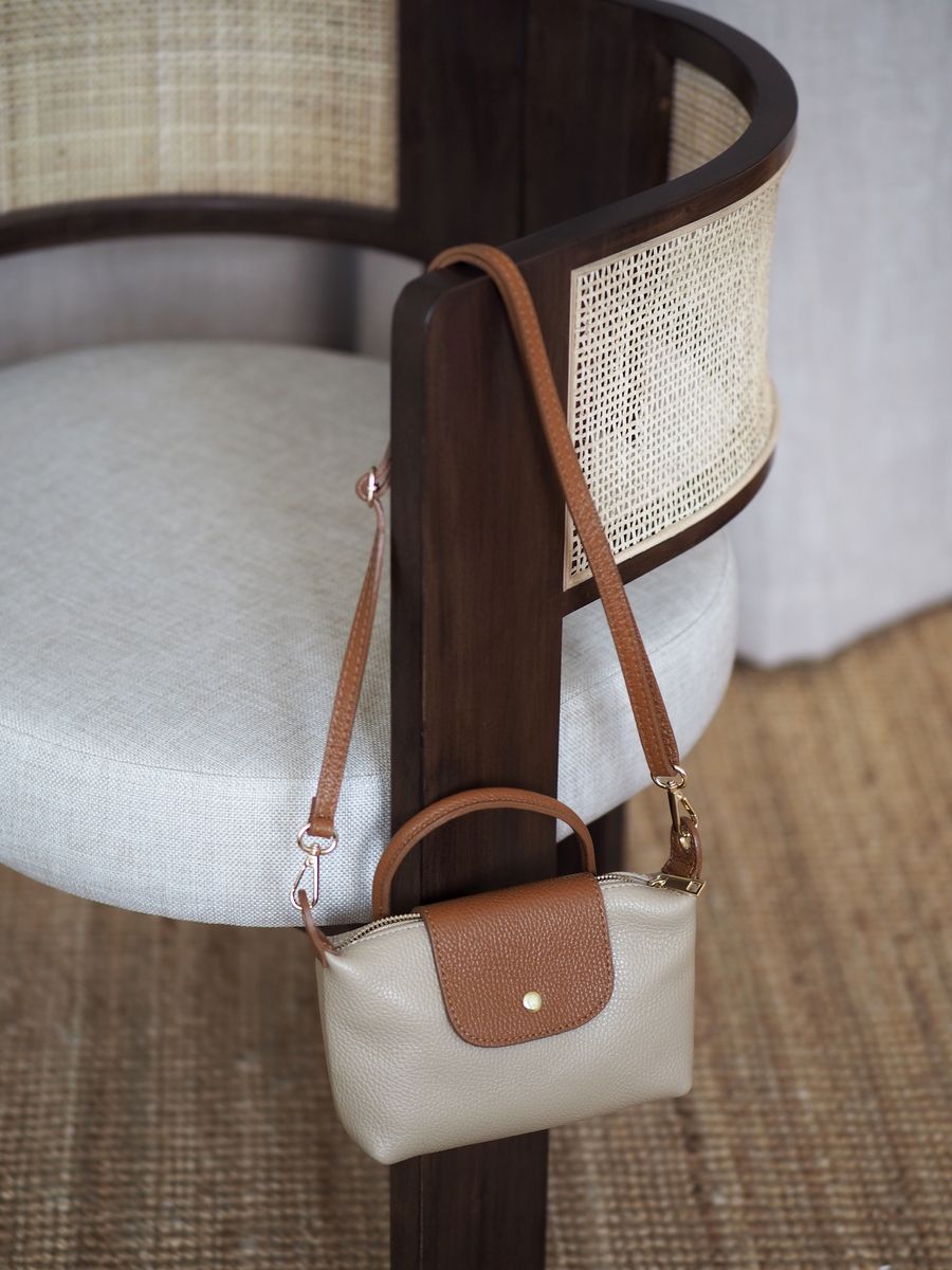 Liten skinnveske beige og cognac