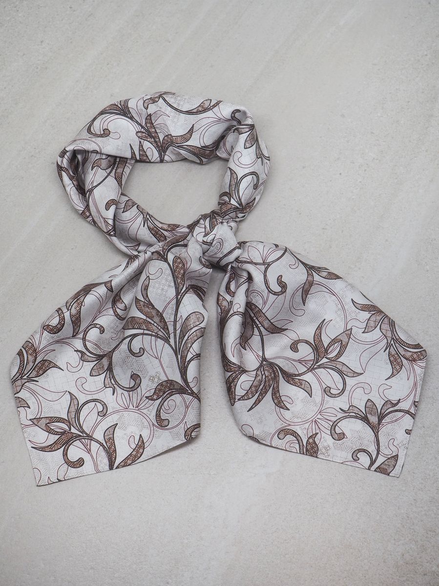 Silkeskjerf 7DAYS stort off-white og brun