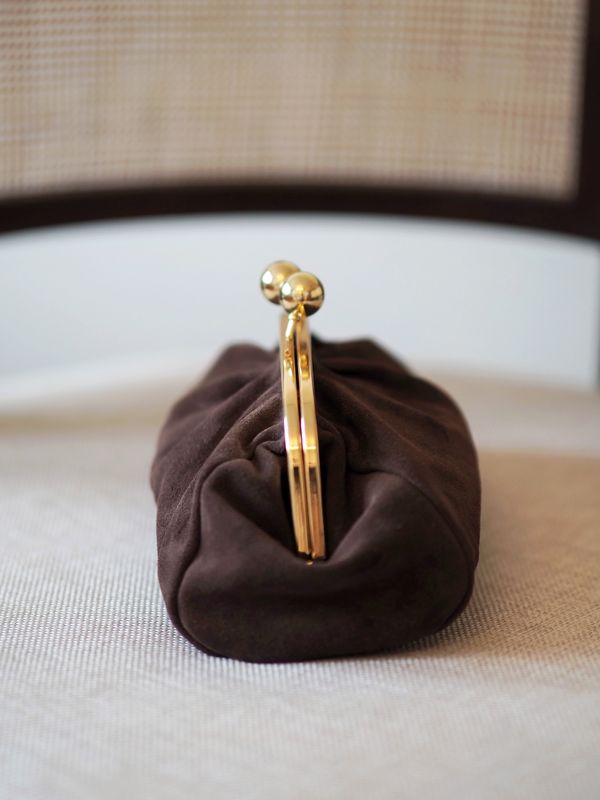 Semsketskinn pouch-veske brun