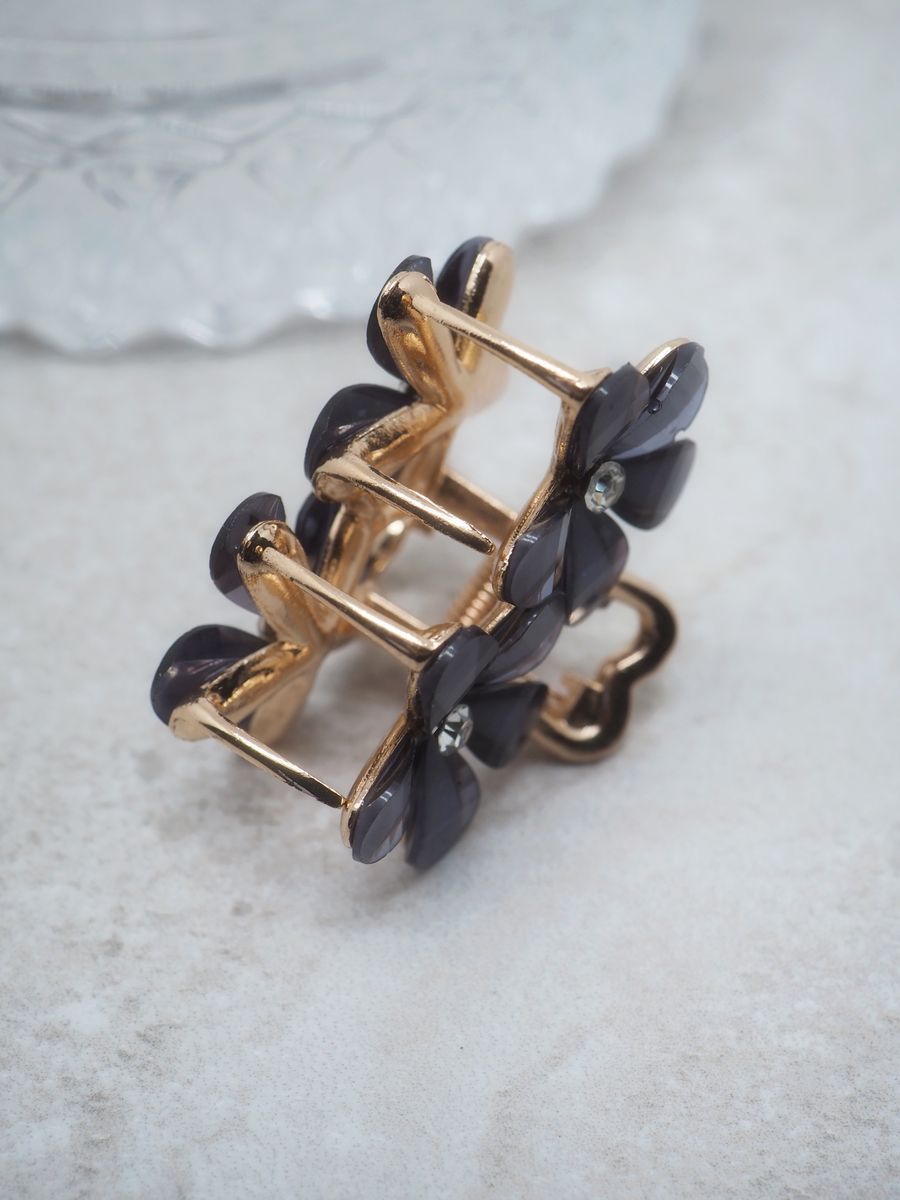 Hårkiype blomster mørkeblå