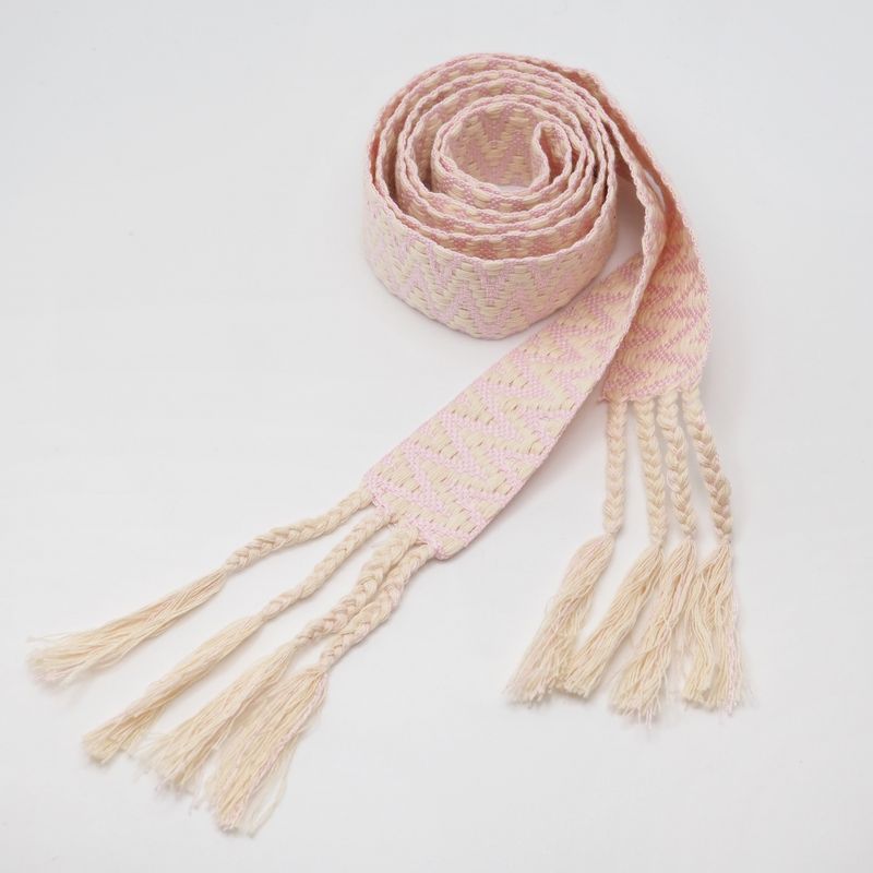 Knytebelte med broderi rosa og beige