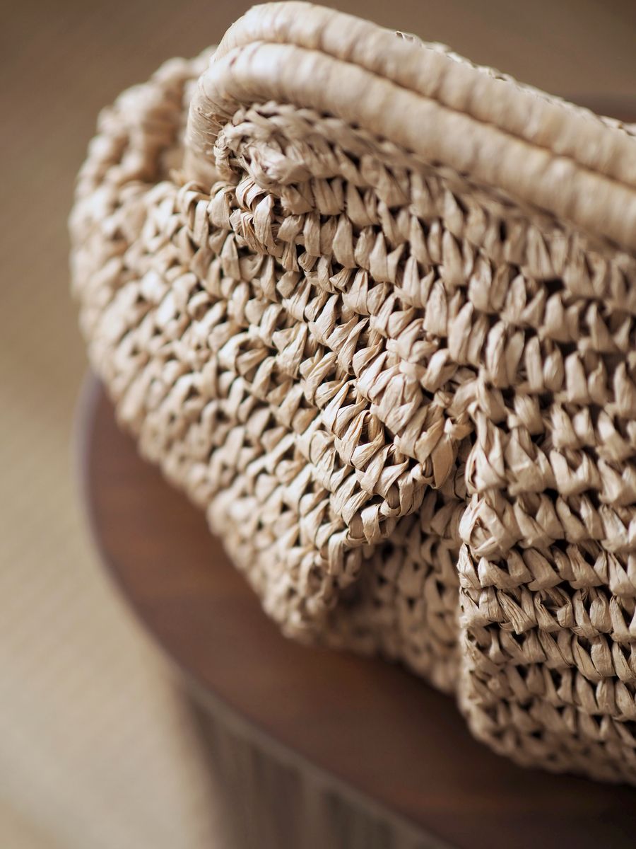 Raffia pouch-veske khaki