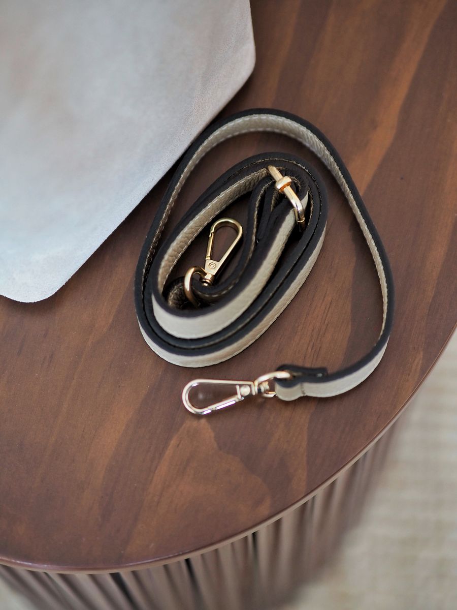 Bøtteveske semsket skinn lys beige