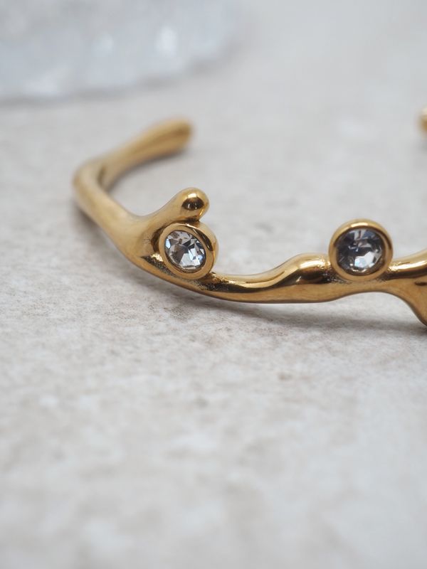 Armring med zirkoner