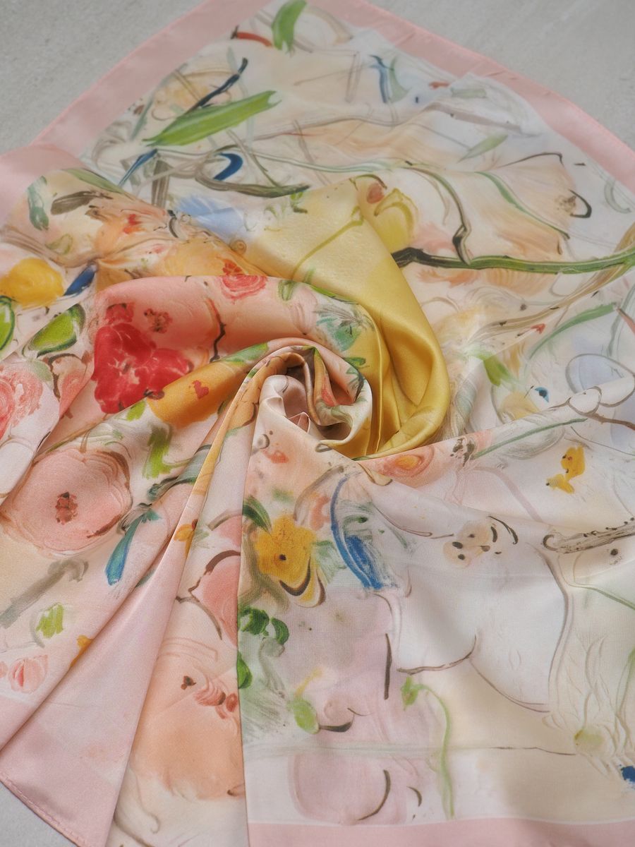 Satengskjerf paastellblomster