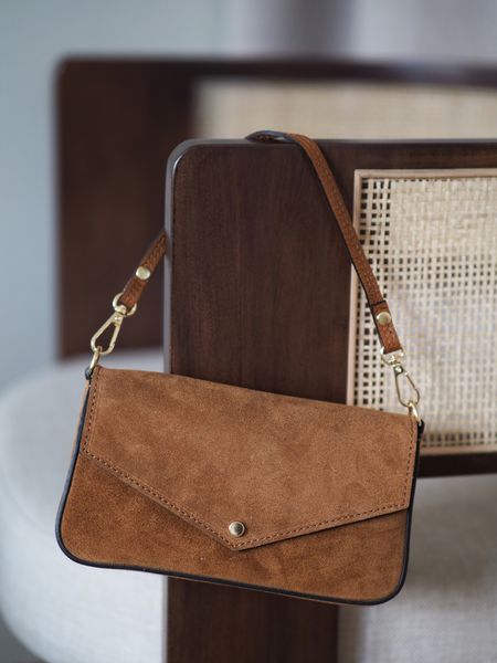 Hovedbilde Konvoluttveske semsket skinn camel